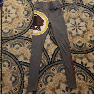 XS Redskins leggings.